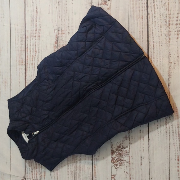 CROFT & BARROW QUILTED VEST - Picture 1 of 7